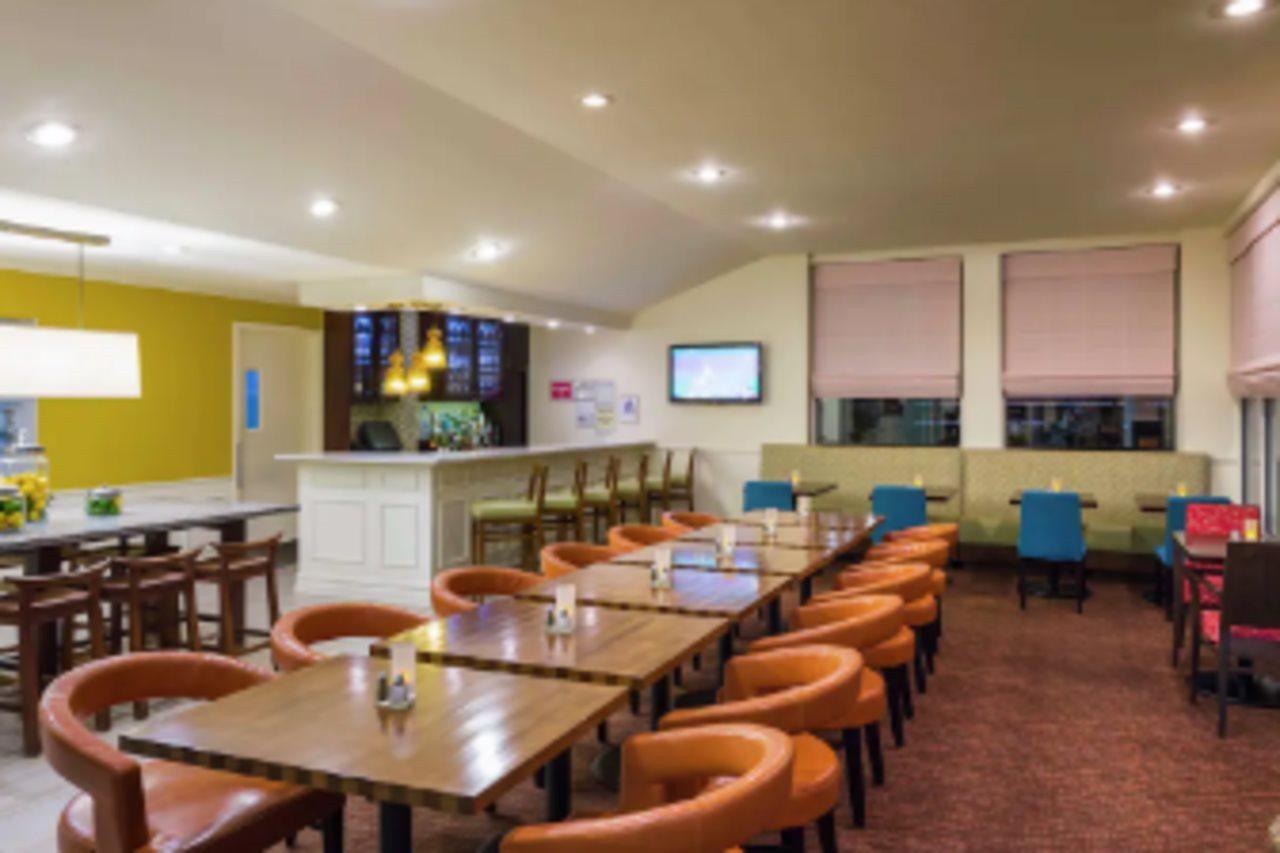 Hilton Garden Inn Queens/Jfk Nowy Jork Zewnętrze zdjęcie