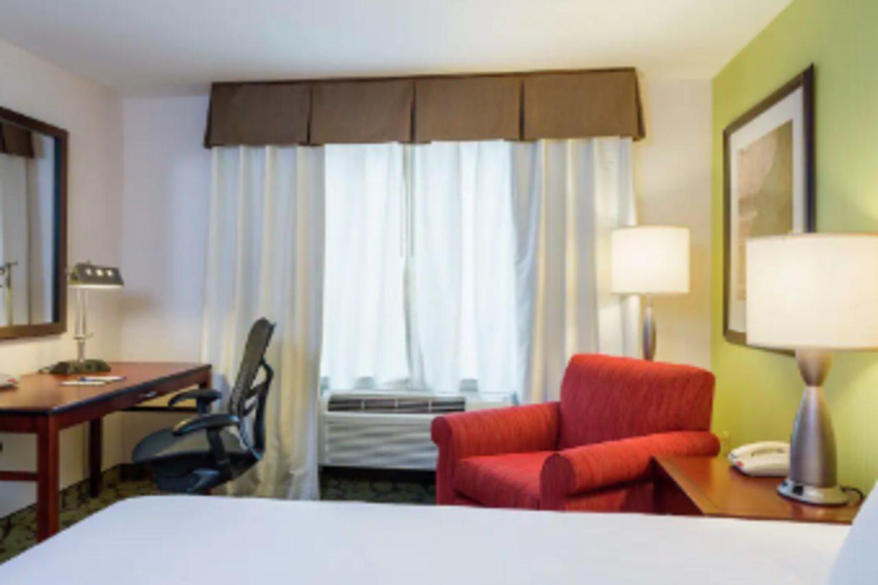 Hilton Garden Inn Queens/Jfk Nowy Jork Zewnętrze zdjęcie