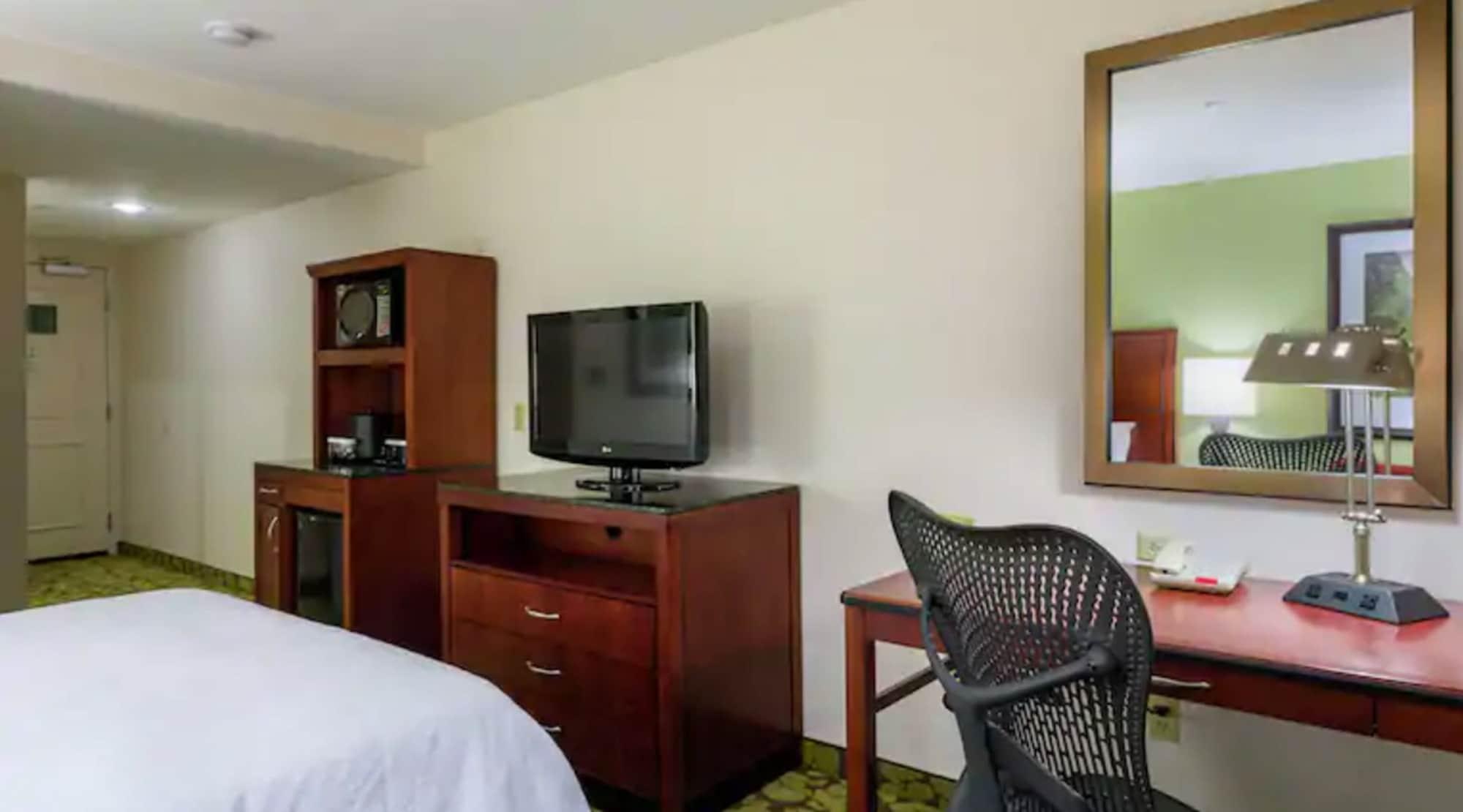 Hilton Garden Inn Queens/Jfk Nowy Jork Zewnętrze zdjęcie