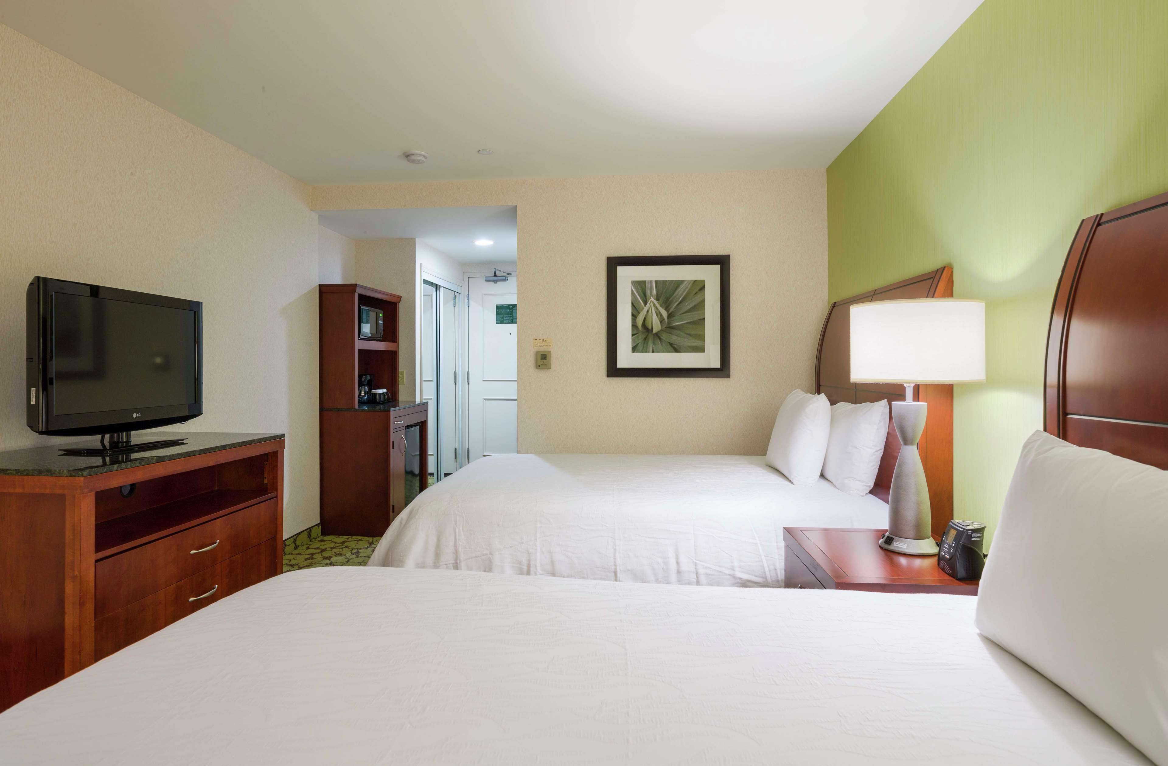 Hilton Garden Inn Queens/Jfk Nowy Jork Zewnętrze zdjęcie