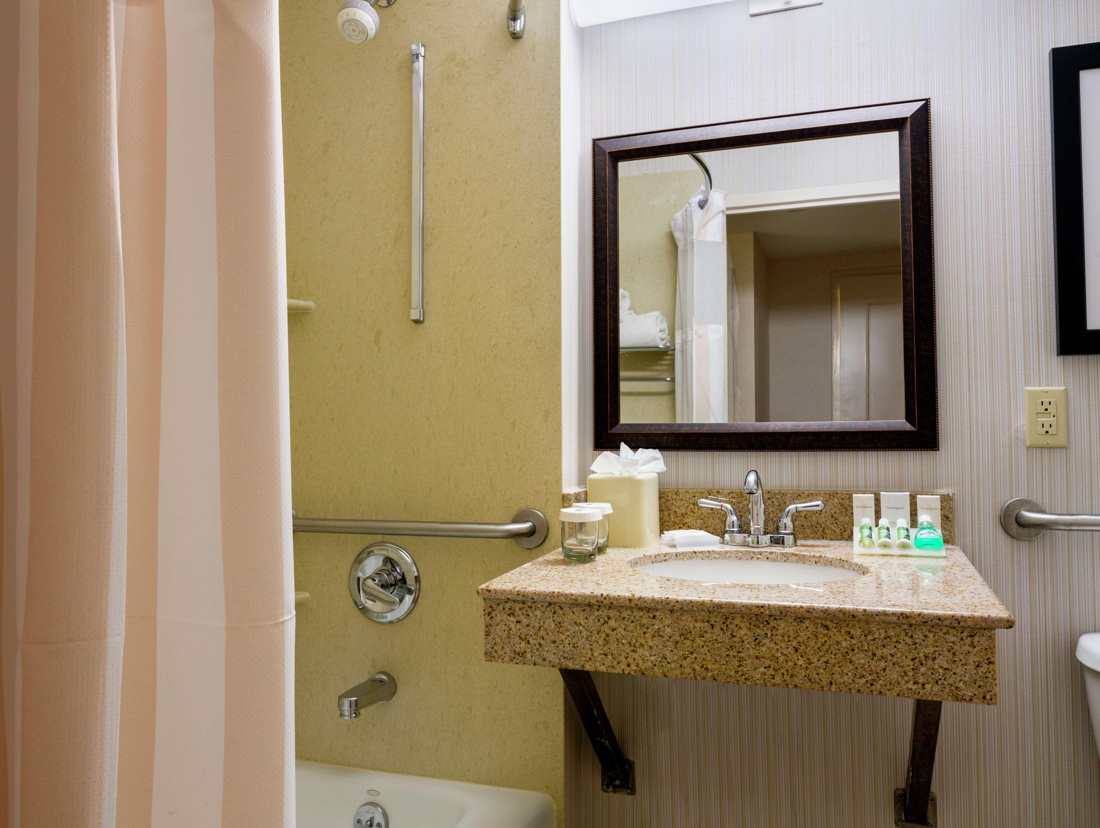 Hilton Garden Inn Queens/Jfk Nowy Jork Zewnętrze zdjęcie